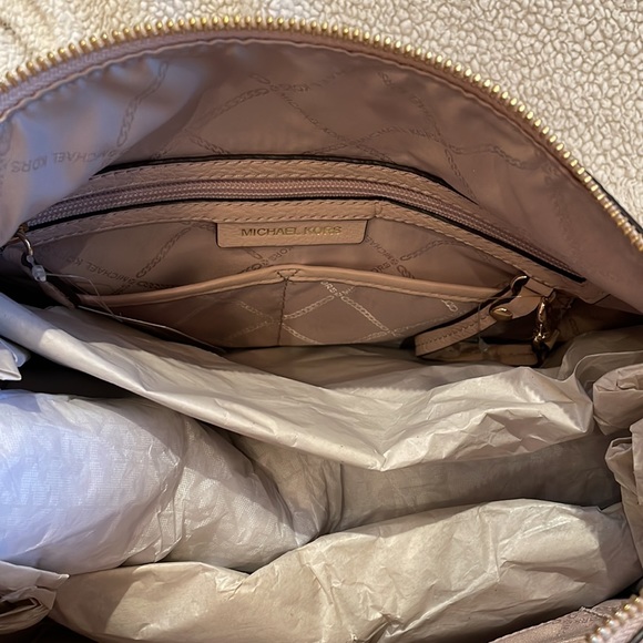 NWT Michael Kors Lexington Large Leather Shoulder Bag, Soft Pink - Picture 8 of 13